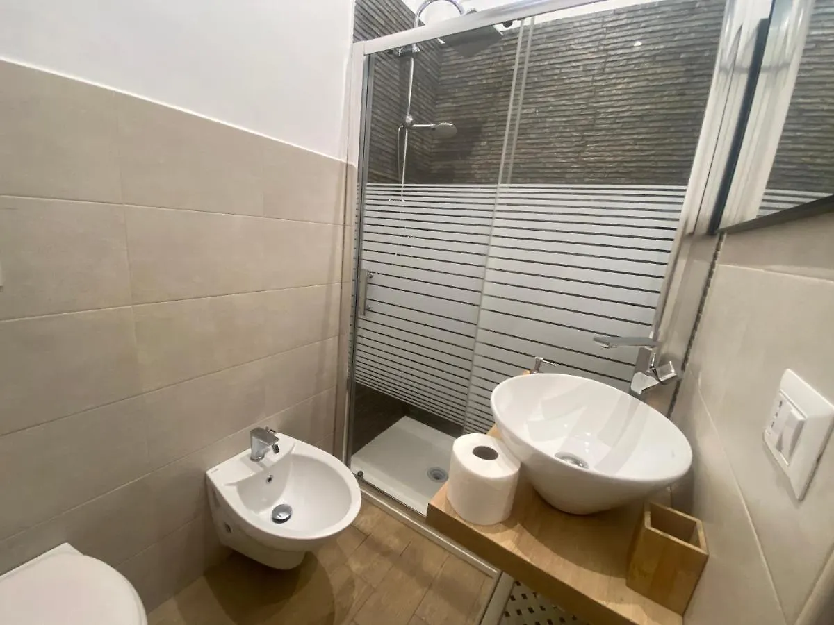 La Piccola Dimora Apartman Bari 0*,